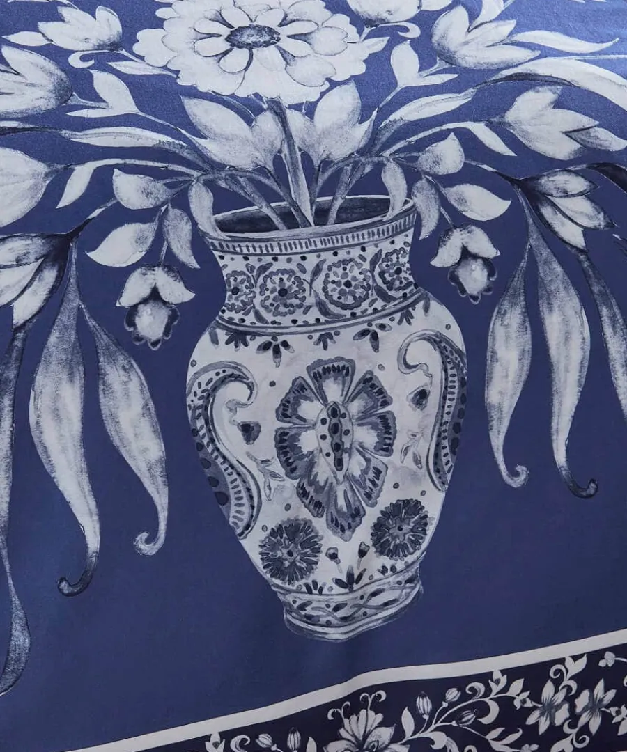 floral_vivid_vase_reversi_3.webp Outlet Joe Browns Floral Vivid Vase Reversible Duvet Set Blue