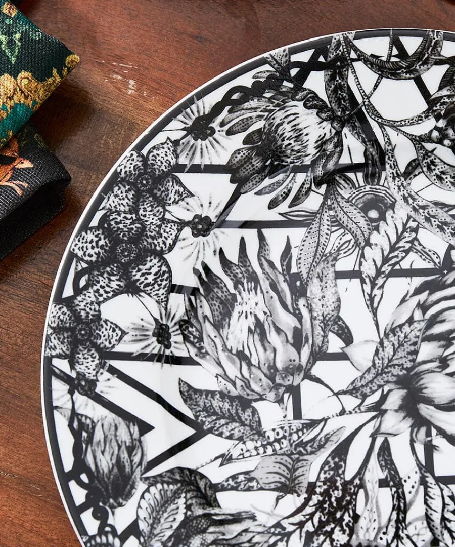 magnificent_monochrome_fl_2-1.webp Fashion Joe Browns Magnificent Monochrome Floral Side Plates Black / White
