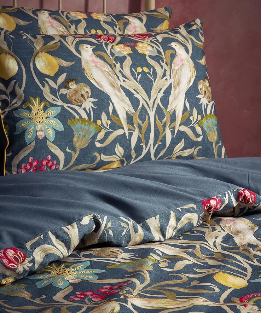 navy_song_bird__cotton_sa_1.webp Clearance Joe Browns Song Bird 100% Cotton Sateen Duvet Set Navy