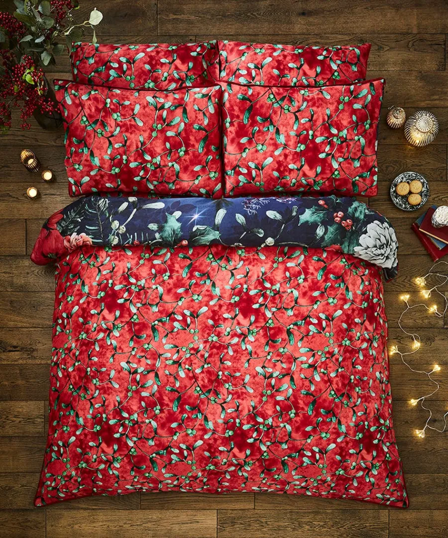 wondrous_woodland_festive_0.webp Store Joe Browns Wondrous Woodland Festive Reversible Duvet Set Blue