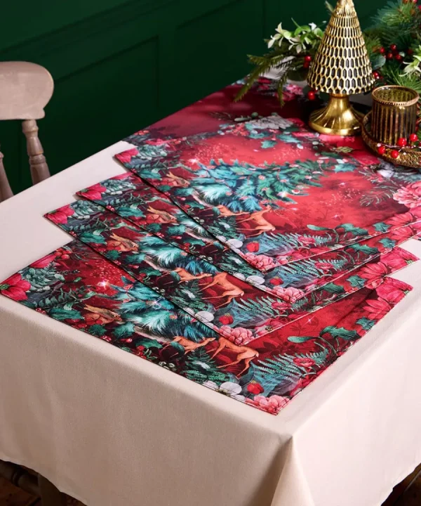Hot Joe Browns Wondrous Woodland Pack Of 4 Christmas Placemats Red